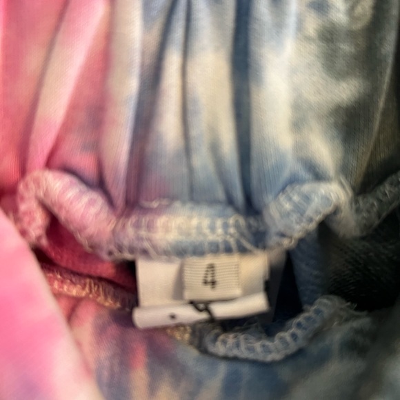 Lola + The Boys Tie-Dye Sweatshirt and Joggers Set - Picture 6 of 6